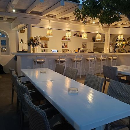 Zephyros Aparthotel Paraga  Exterior photo