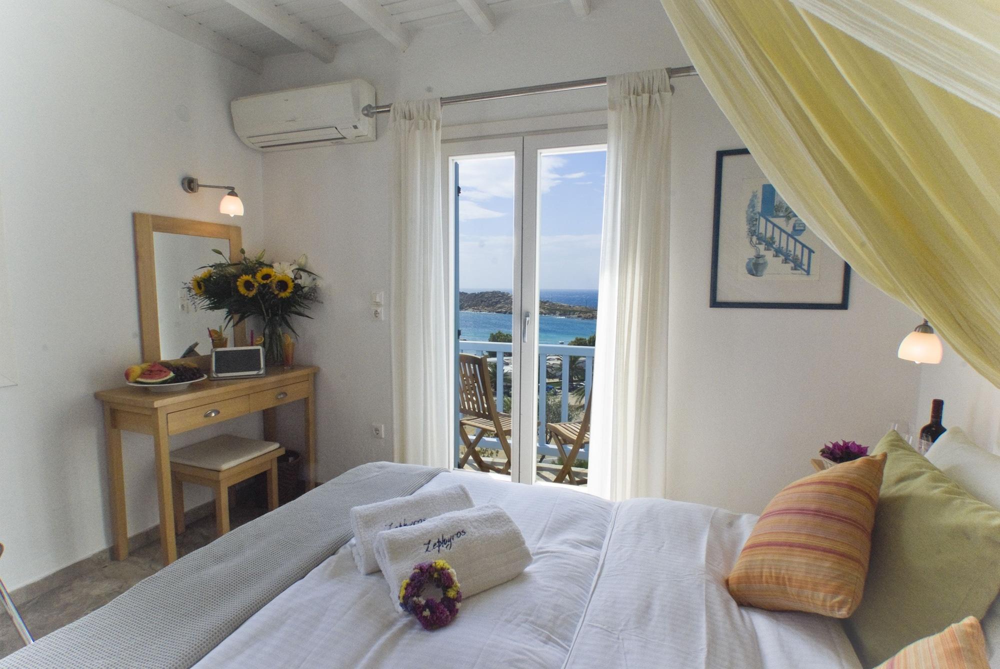 Zephyros Aparthotel Paraga  Exterior photo