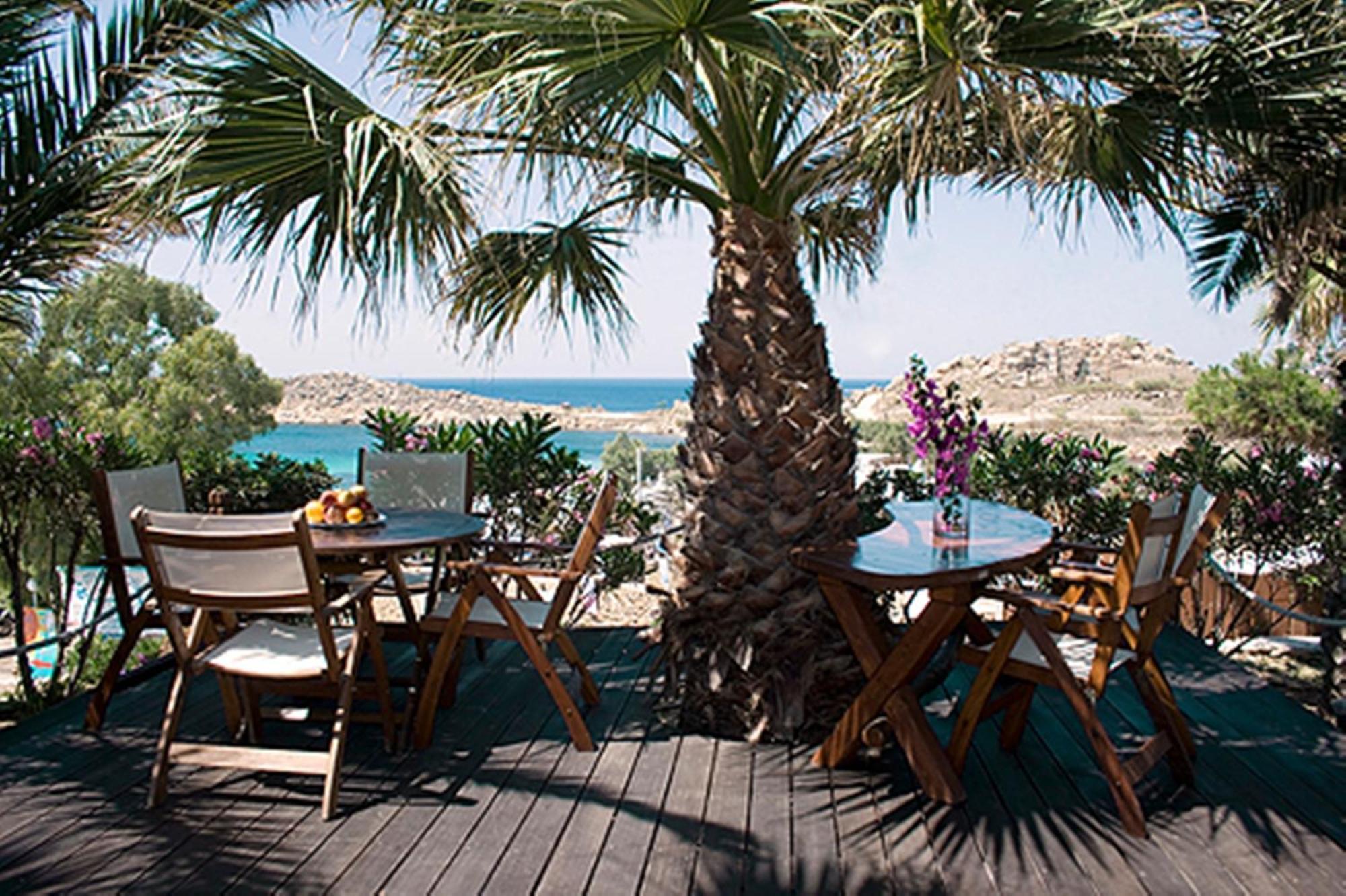 Zephyros Aparthotel Paraga  Exterior photo